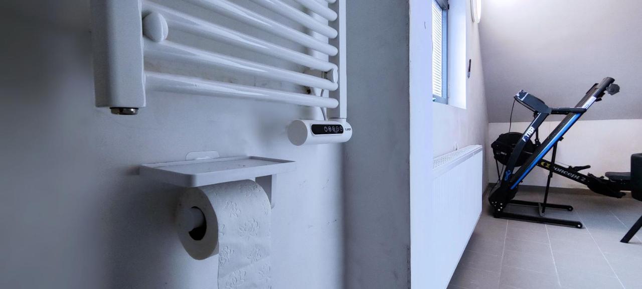 Logeerkamer Xxl 25 M2 Zemst Екстериор снимка